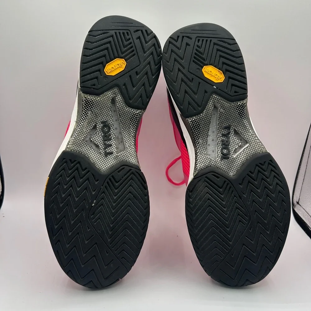 Tyrol Velocity V Womens Pickleball Shoes Pink Vibram Sole Size 11